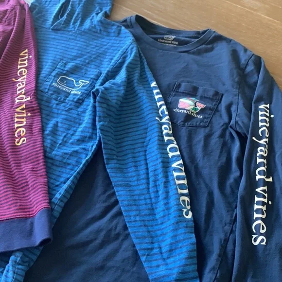Bundle of 4 vineyard vines long sleeved shirts boys medium - Picture 2 of 7